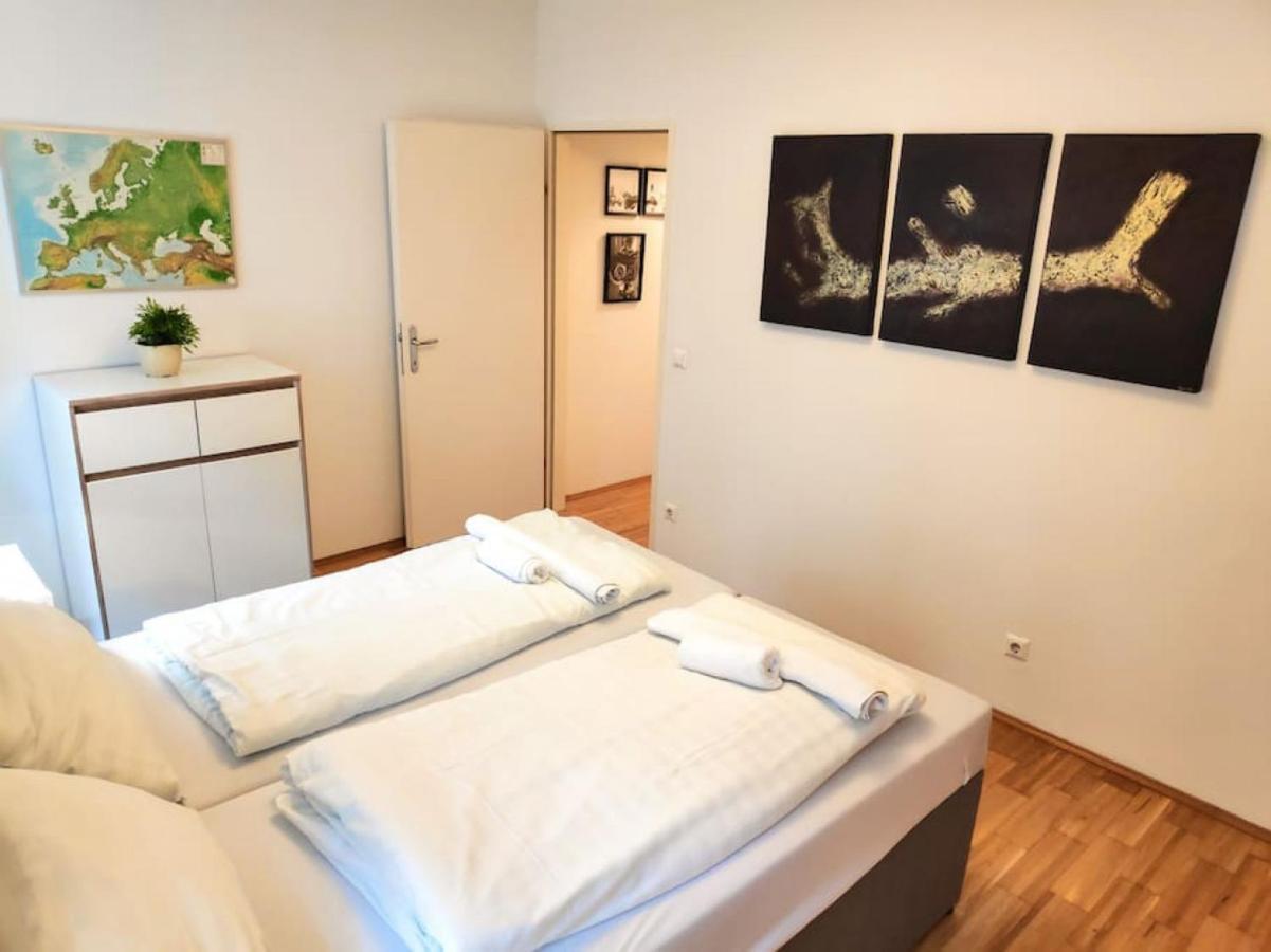 Nd Exquisites Wundervolles Ruhiges Terrassenapartment Mit Garage Wien Eksteriør billede